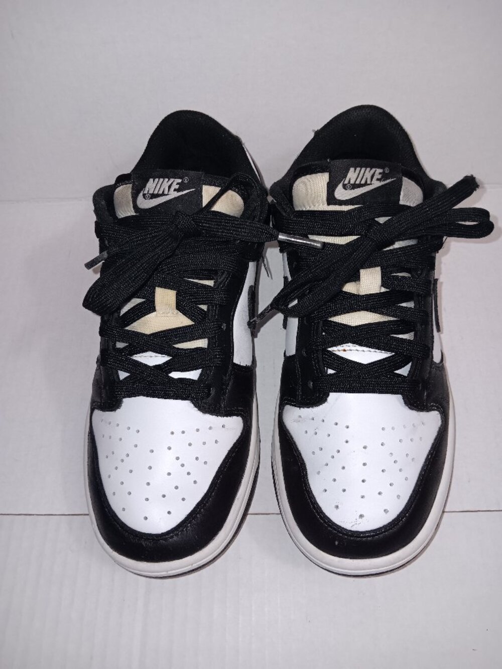 NIKE DUNK LOW PANDA SNEAKERS BLACK WHITE WOMEN'S SIZE 7.5